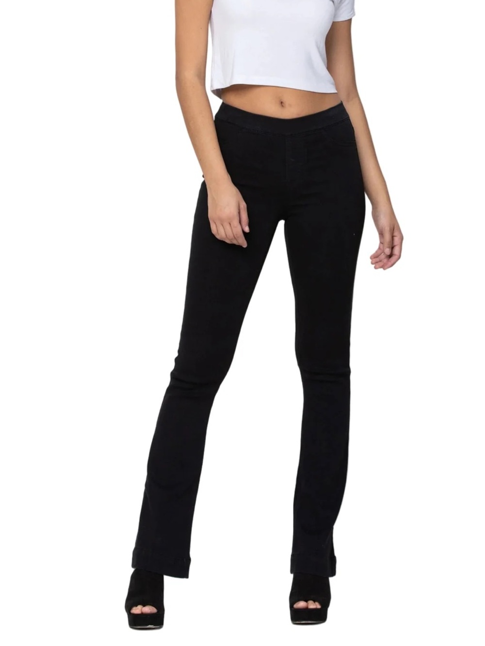 NWT Cello Black Women's Mid Rise Flare Pull-On Jeggings Size M